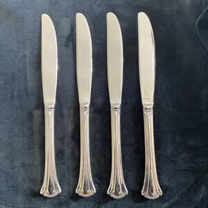 Lot 4 Wallace Resplendence Glossy 18/10 Stainless Modern Solid Dinner Knife 9.5”